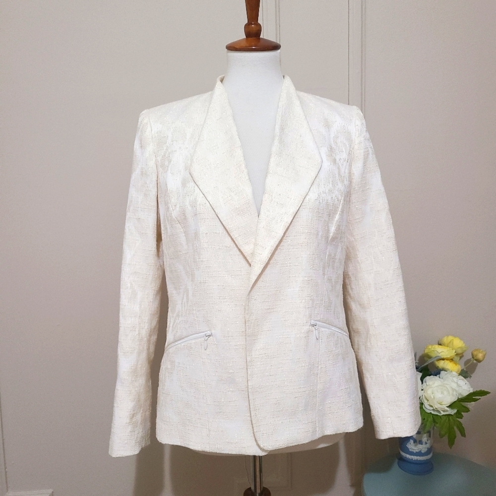 Lafayette 148 Luxury cream blazer 6